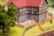 Faller 232138 - Gasthaus Zur Post mit Biergarten