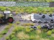 Juweela 28233 - 1:87 Silage braun mit Abdeckfolie/Reifen, 3x