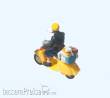 Preiser 28249 - Postbotin auf Roller
