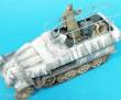Hobby Fan HF593 - 1:35 Sd.Kfz. 251/3 Ausf.C Command. Veh./2 Fig