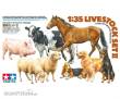 Tamiya 300035385 - 1:35 Diorama-Set Haustiere Set 2 (8)