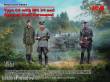 ICM 24024 - 1:24 Type G4 with MG 34 and German Staff Personnel