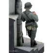 Royal Model RM958 - German soldier eating - WWII (75 mm)