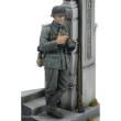 Royal Model RM958 - German soldier eating - WWII (75 mm)