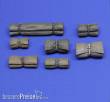 Royal Model RM1017 - Tentpacks and bedrolls part 1