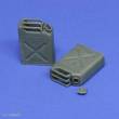 Royal Model RM1044 - U.S. jerry cans-WWII 2 pcs