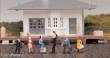 Bachmann 42330 - Waiting Passengers (HO Scale)