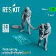 ResKit Models RSF35-0002 - Purple jersey refueling team (modern) (scene 2) (2 pcs) (3D Printed)