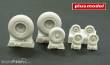 Plus model AL7068 - 1:72 B-24 Liberator wheels with diamond tread