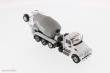 Diecast Masters 71074 - Peterbilt 567 McNeilus Bridgemaster concrete mixer Zementmischer mit roter Kabine und weißer Mischer