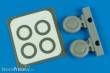 Aires 7277 - 1:72 P-40B wheels & paint mask for Airfix