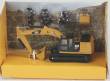 Diecast Masters 85636 - Caterpillar 320F w tools Bagger mit extra Werkzeuge