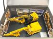 Diecast Masters 85715 - Caterpillar Excavator Evolution Series (Cat 225 & 323 Excavators) Bagger Evolution Serie
