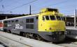 Arnold HN2674 - RENFE, Diesellokomotive 352-003 „Virgen del Perpetuo Socorro”, gelb-graue Farbgebung