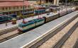 Rivarossi HR2967S - FS, schwere sechsachsige Elektrolokomotive der Reihe E.655, 2. Serie in XMPR-Farbgebung, Ep. V-VI, mit DCC-Sounddecoder